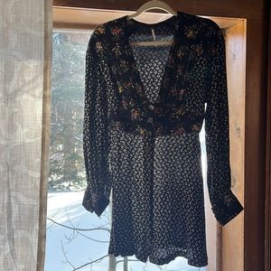 Super cute short hippy free people dress
